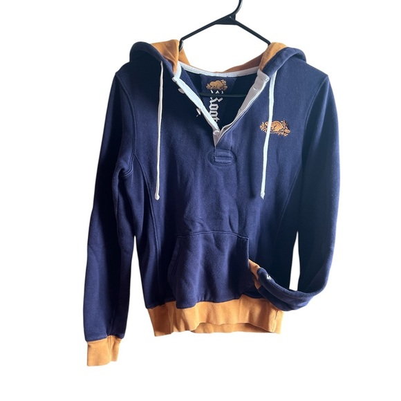 🔥 Roots Small Navy Blue & Orange Top w/ Buttons – Great Used Condition! - Picture 2 of 5